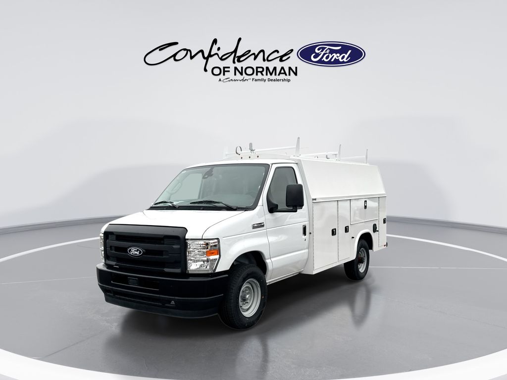 2026 Ford E-Series Cutaway Base - Photo 3
