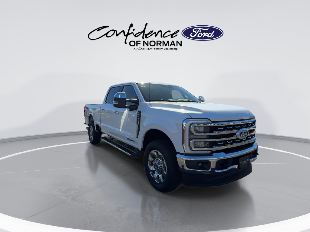 New 2027 Ford F-250SD Lariat Truck Crew Cab