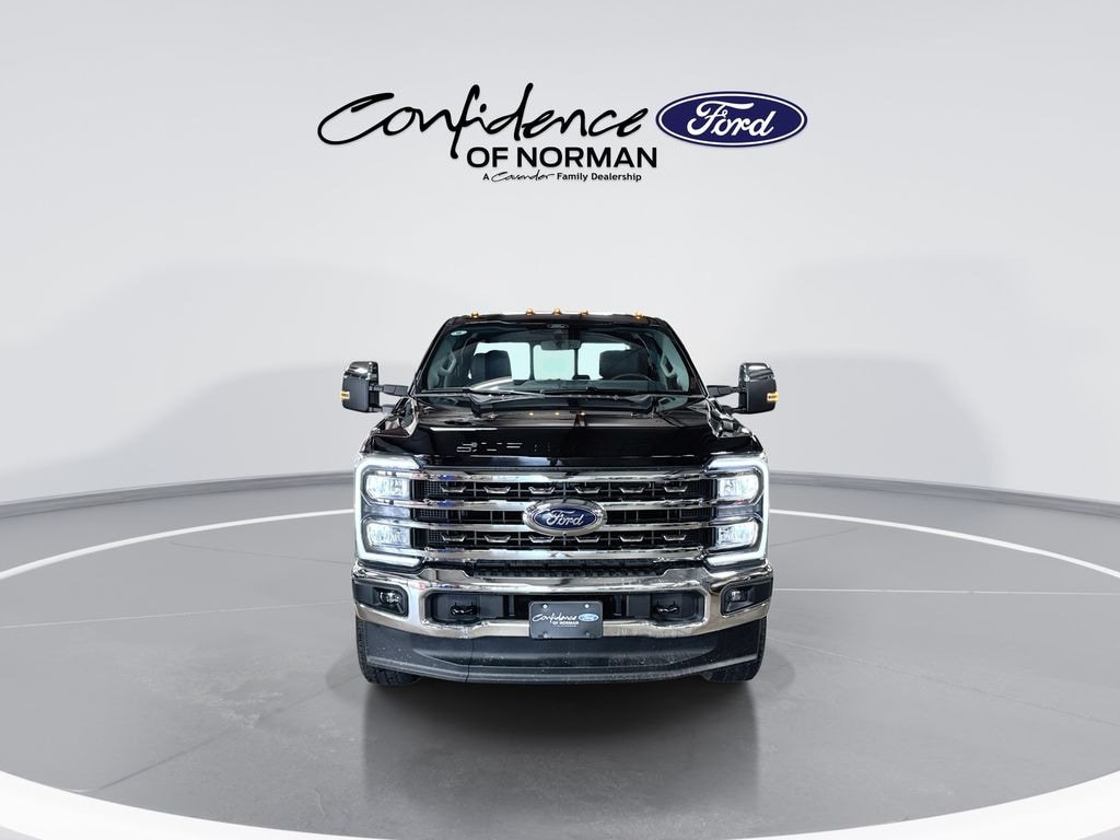 New 2026 Ford F-250SD Lariat Truck Crew Cab