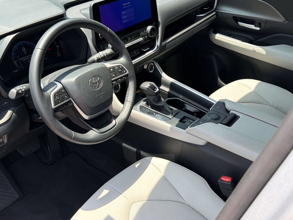 Used 2024 Toyota Grand Highlander XLE XLE FWD