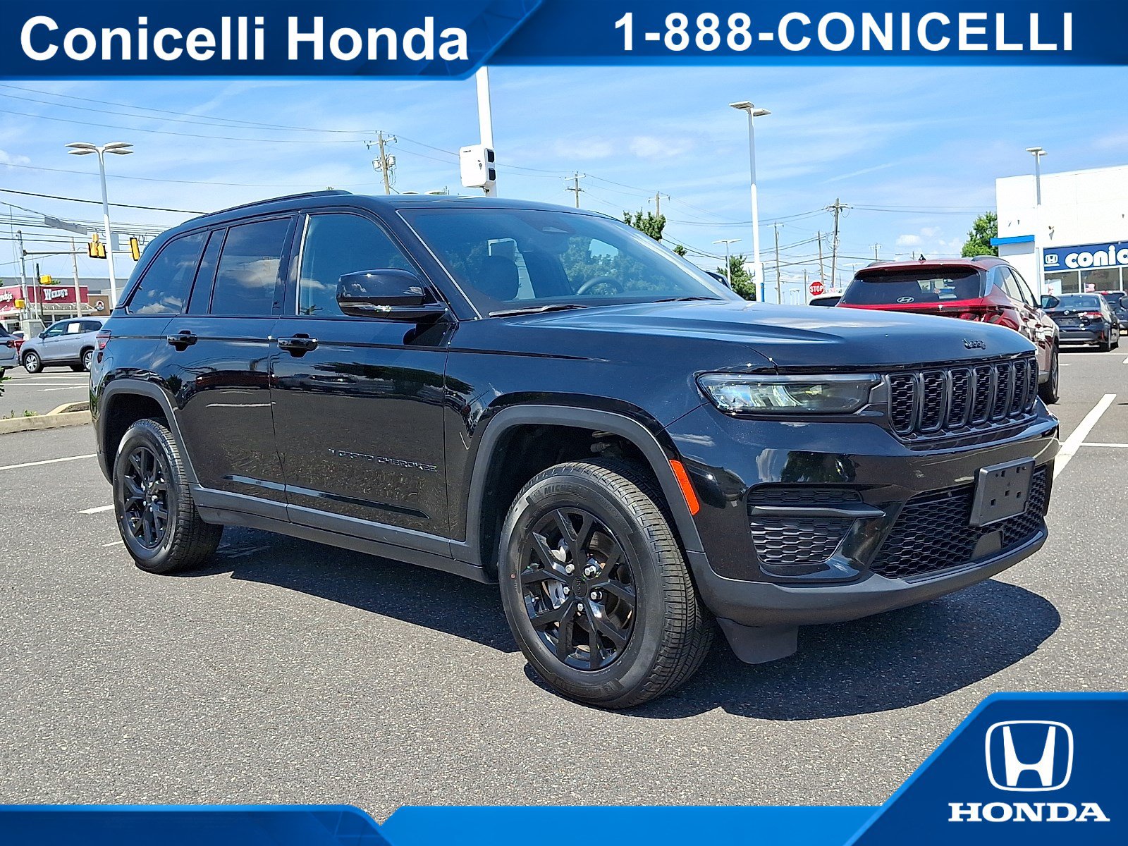 Used 2024 Jeep Grand Cherokee Altitude SUV
