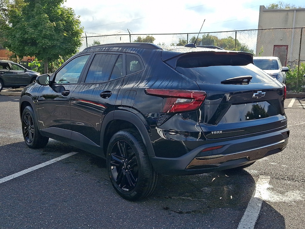 Used 2024 Chevrolet Trax ACTIV FWD ACTIV