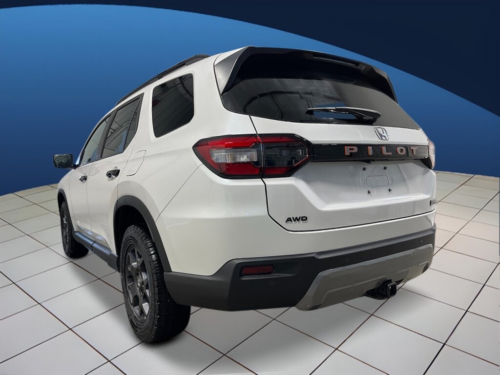 New 2026 Honda Pilot TrailSport SUV