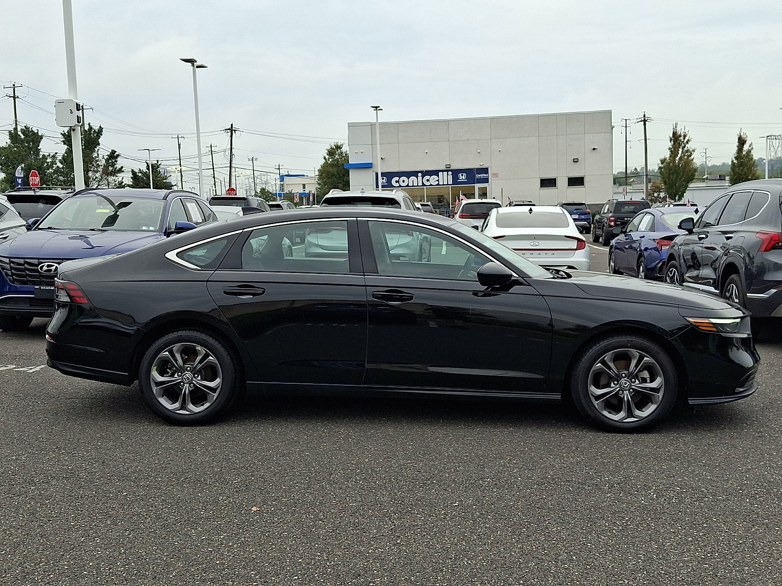 2024 Honda Accord EX - Photo 7