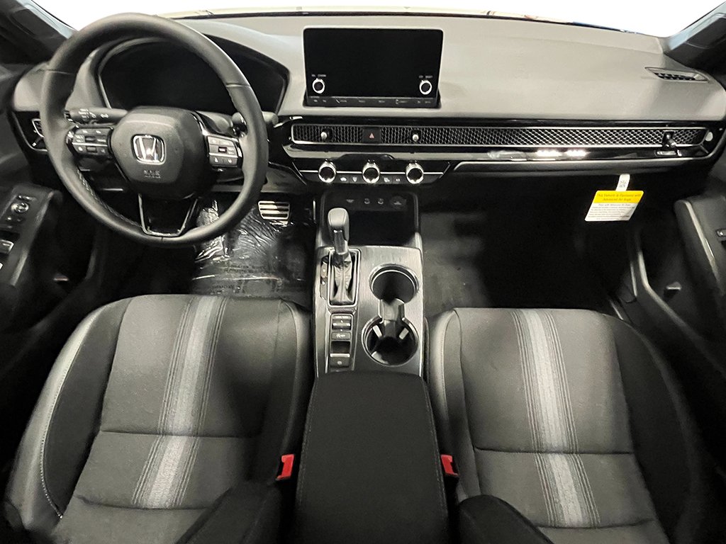 2026 Honda Civic Hatchback Sport - Photo 16