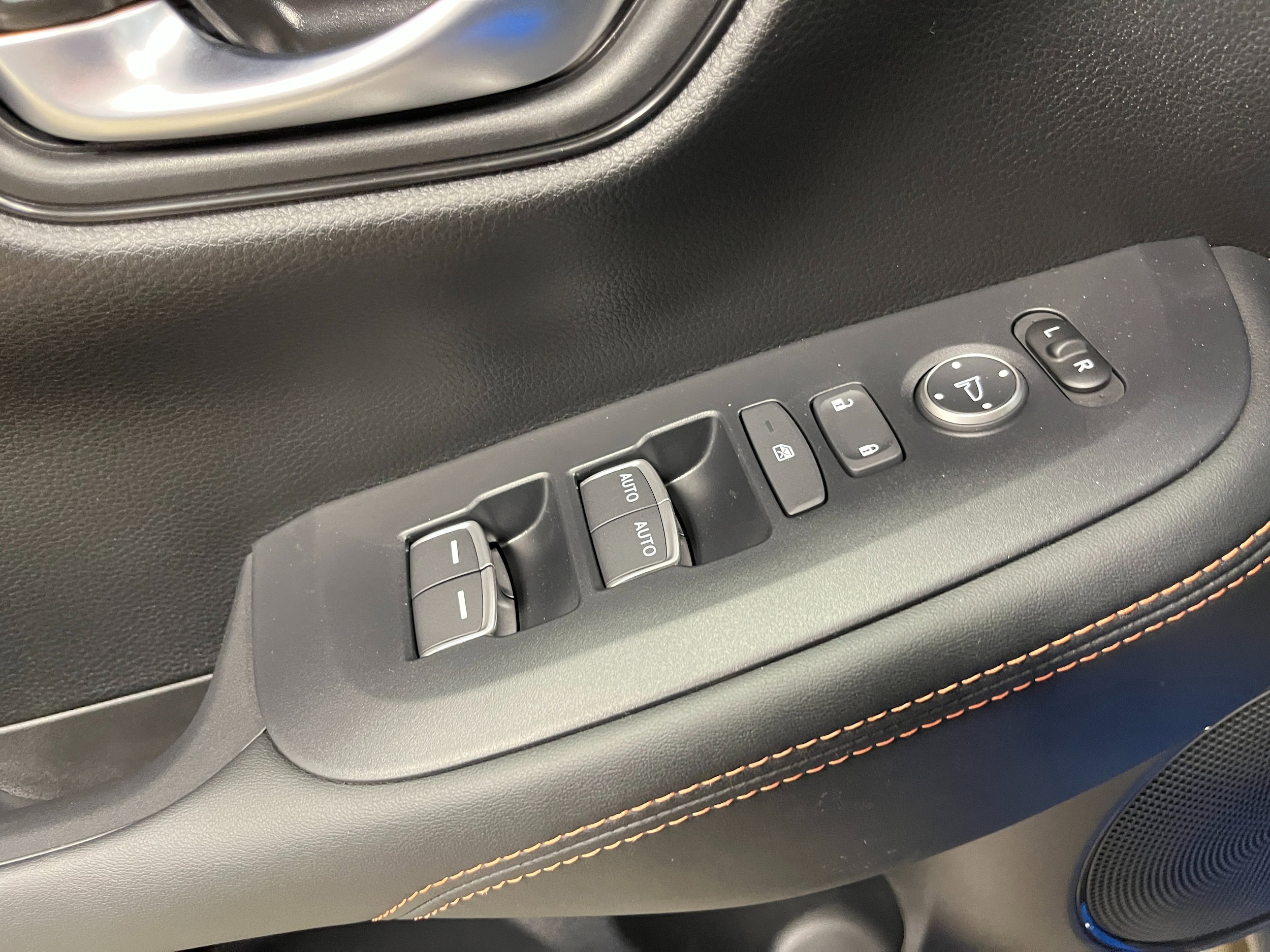 2026 Honda HR-V Sport - Photo 14