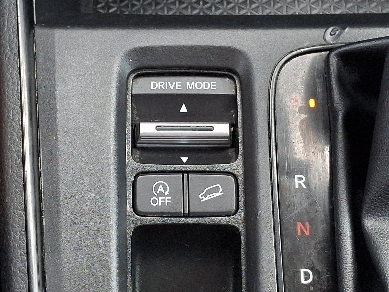 2024 Honda CR-V LX - Photo 22