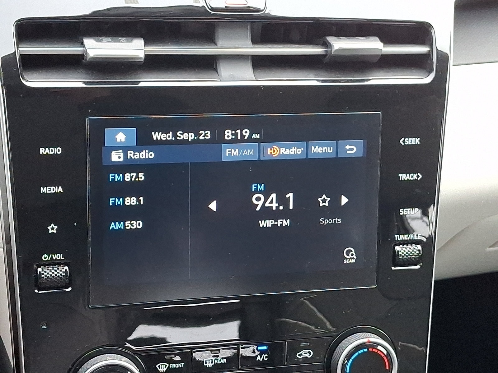 2024 Hyundai Tucson SE - Photo 16