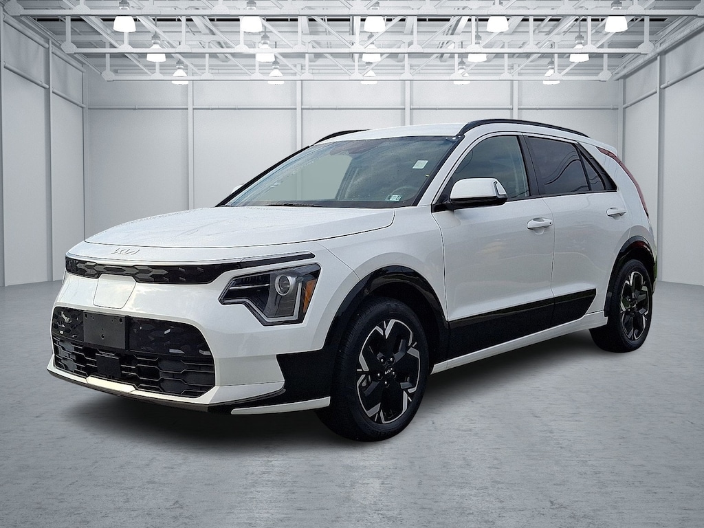 Used 2023 Kia Niro EV Wind SUV