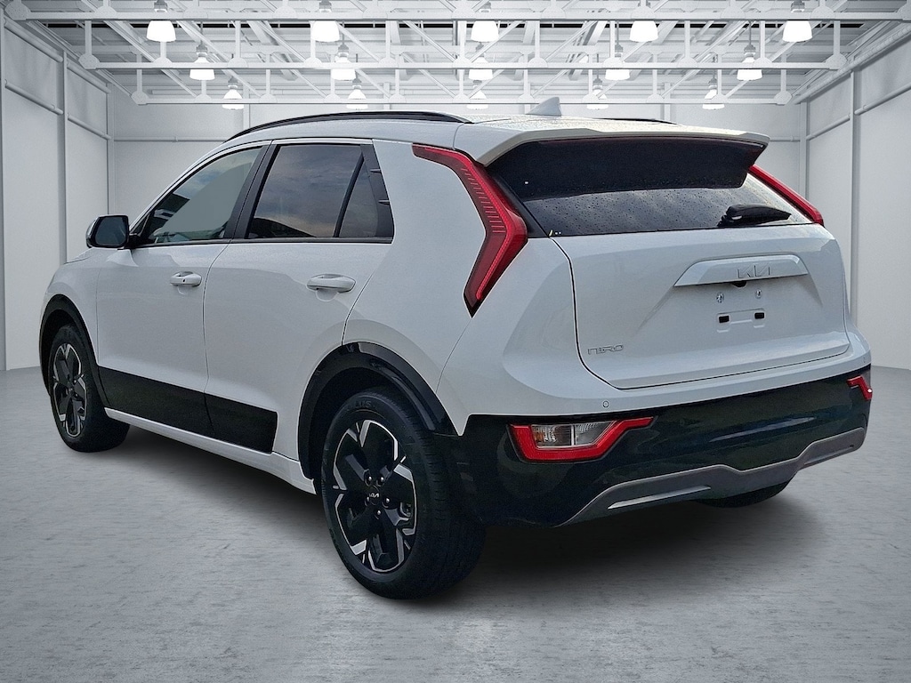 Used 2023 Kia Niro EV Wind SUV