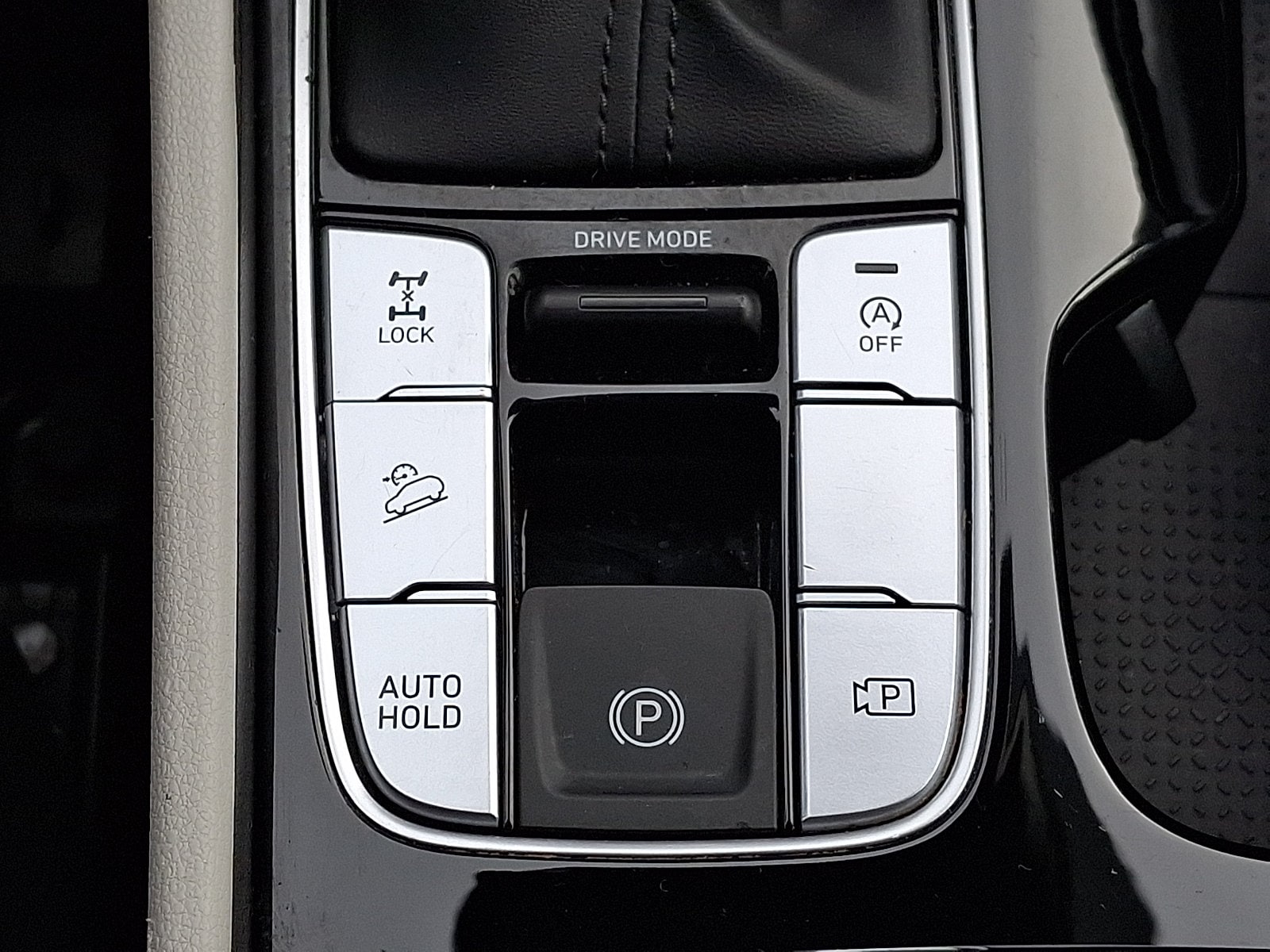 2024 Hyundai Tucson SE - Photo 23