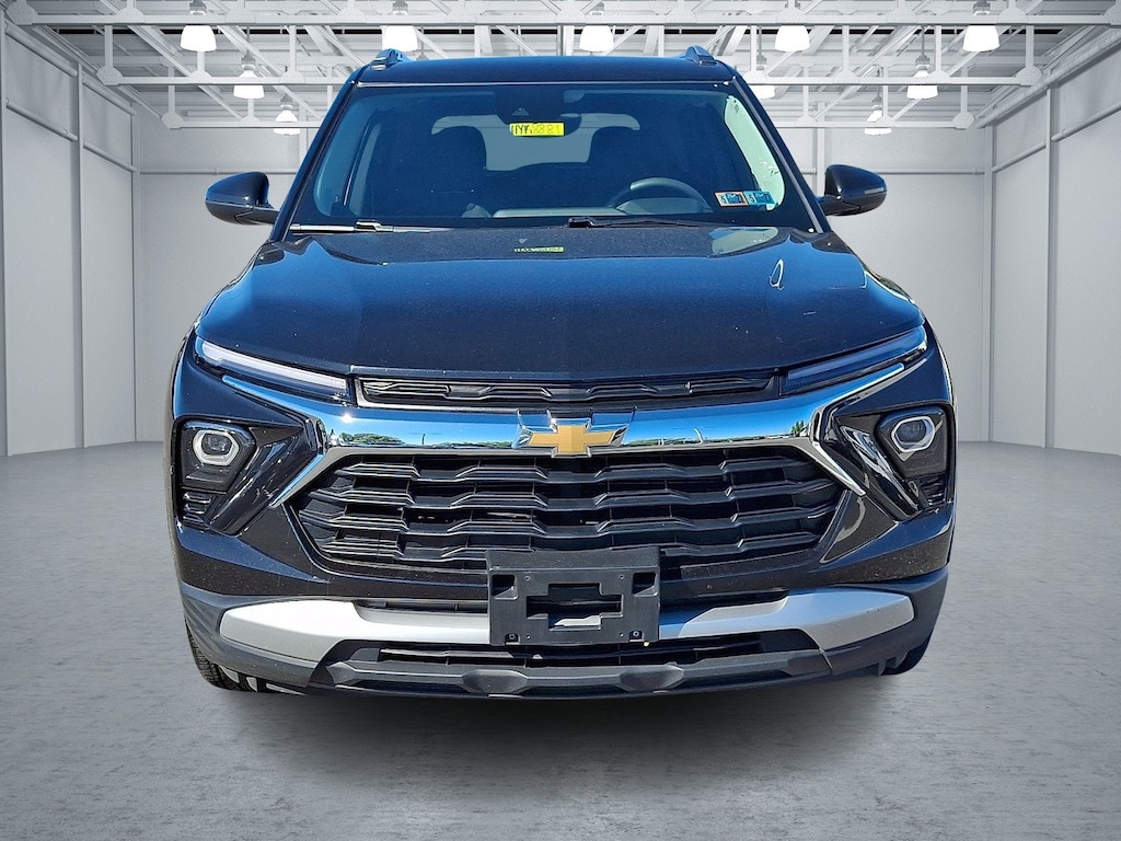 Used 2025 Chevrolet Trailblazer LT SUV