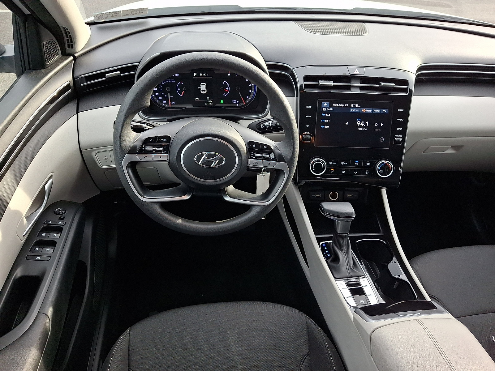 2024 Hyundai Tucson SE - Photo 11