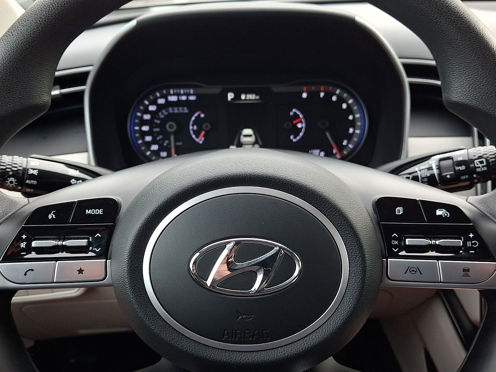 2024 Hyundai Tucson SEL - Photo 18