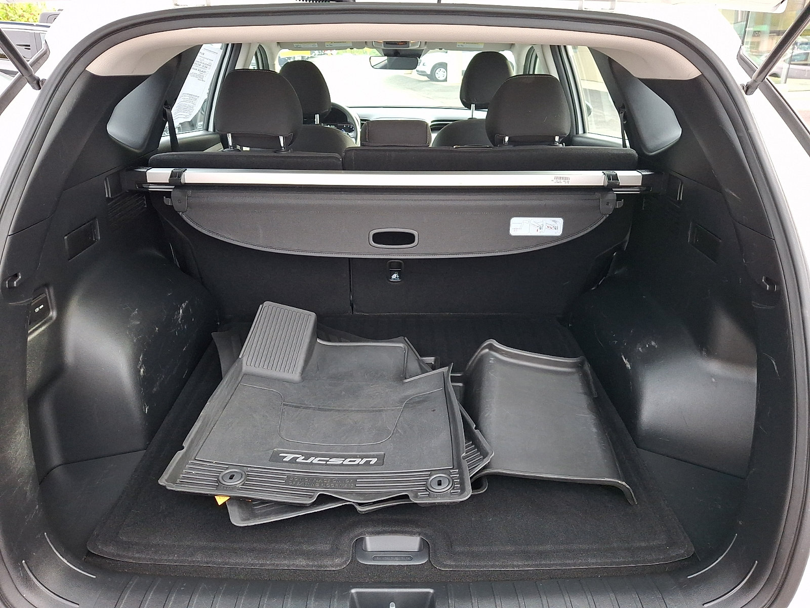 2024 Hyundai Tucson SE - Photo 28