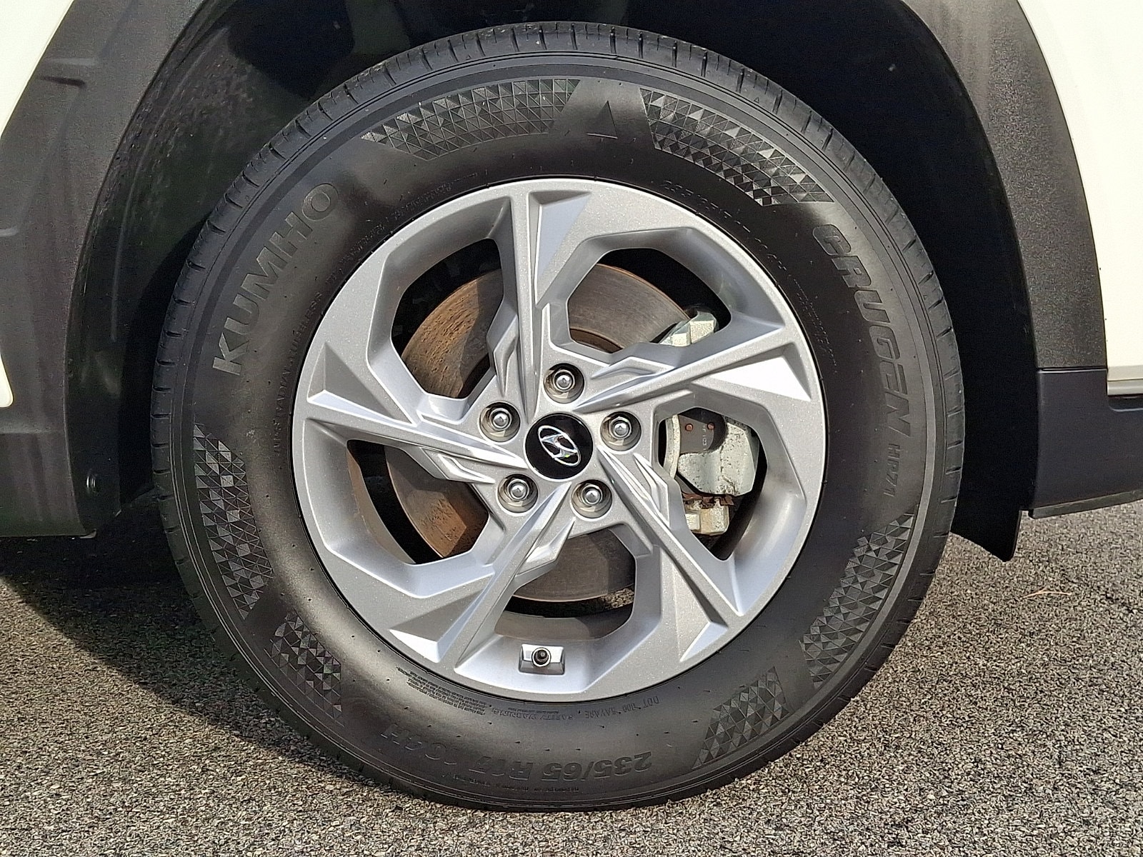 2024 Hyundai Tucson SE - Photo 8