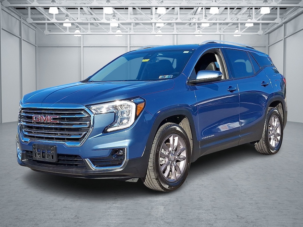Used 2024 GMC Terrain SLT SUV