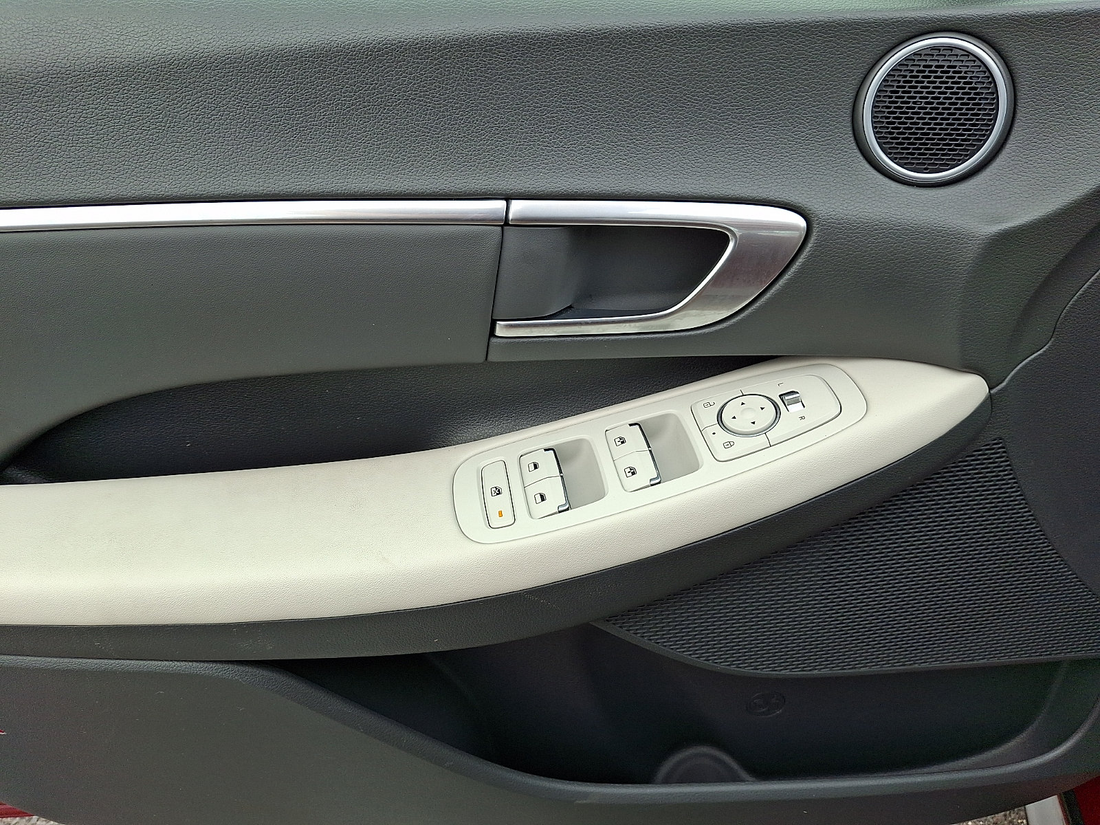 2023 Hyundai Sonata SEL - Photo 12