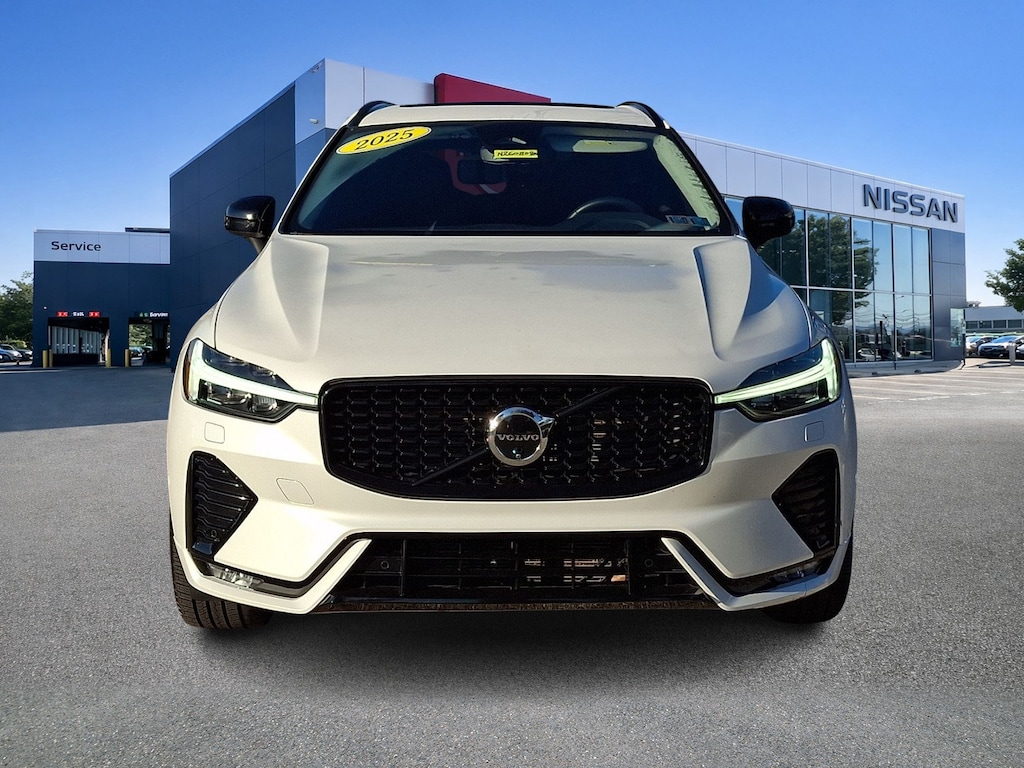 Used 2025 Volvo XC60 Plus SUV