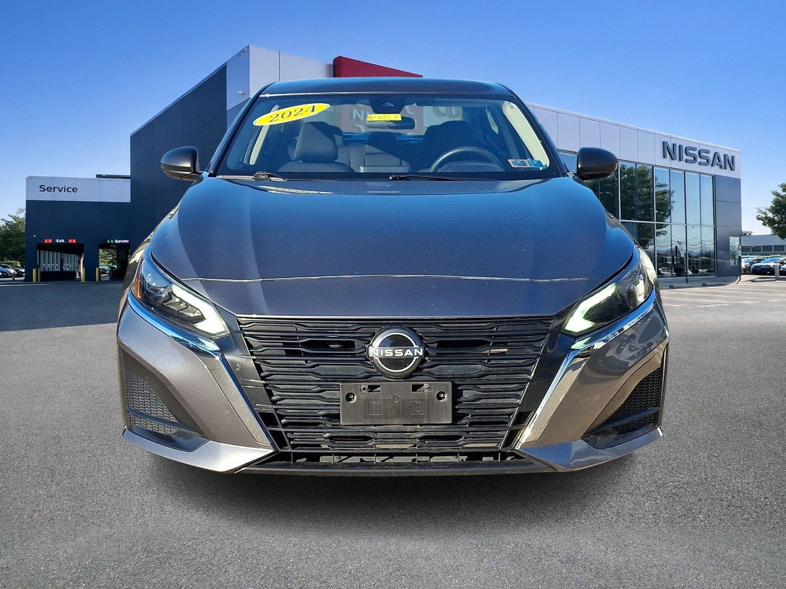 Used 2024 Nissan Altima 2.5 SV Sedan