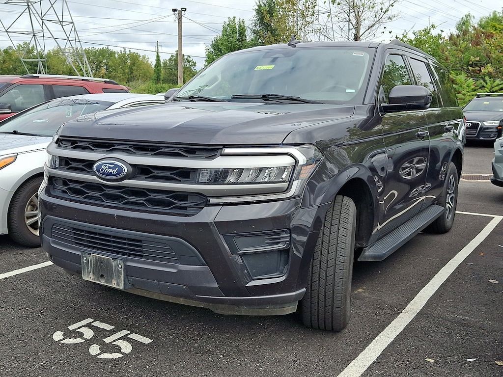 Used 2024 Ford Expedition XLT SUV