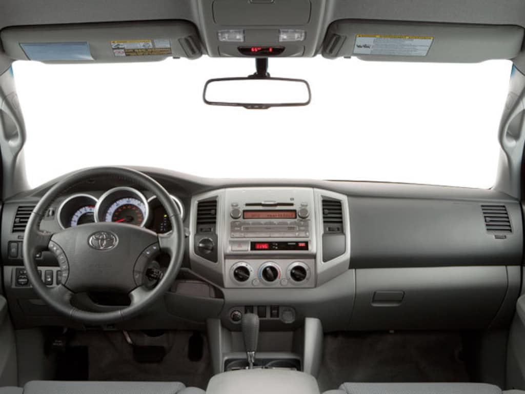 Used 2010 Toyota Tacoma DBL CAB 4WD AT Truck