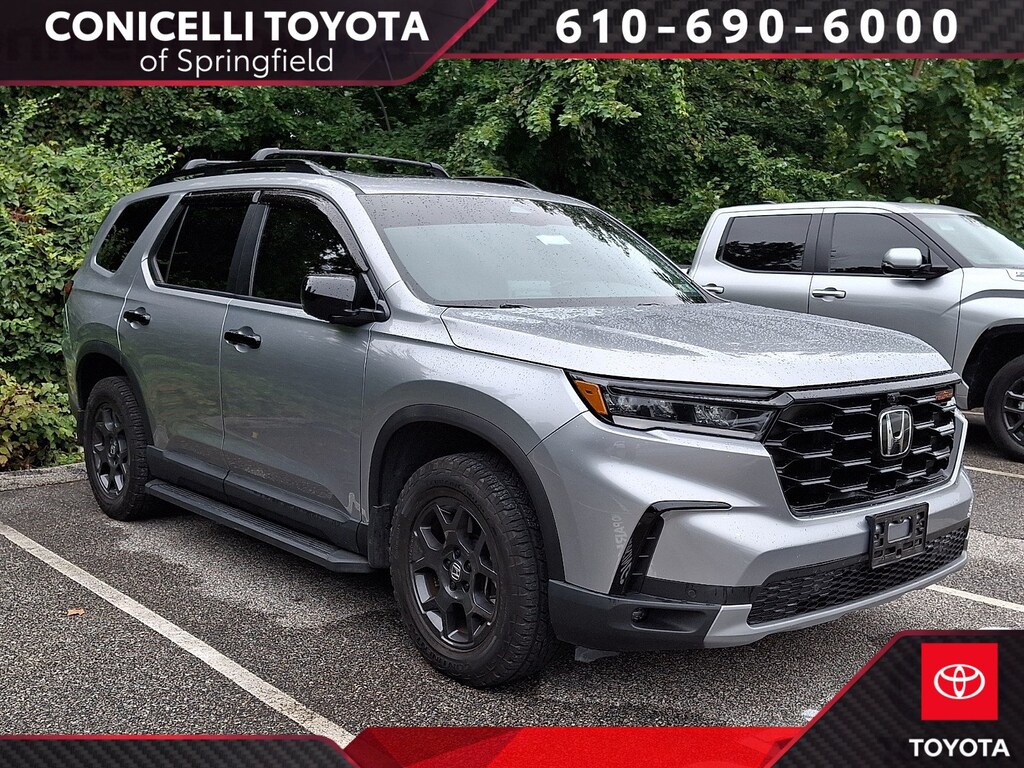 Used 2024 Honda Pilot TrailSport SUV