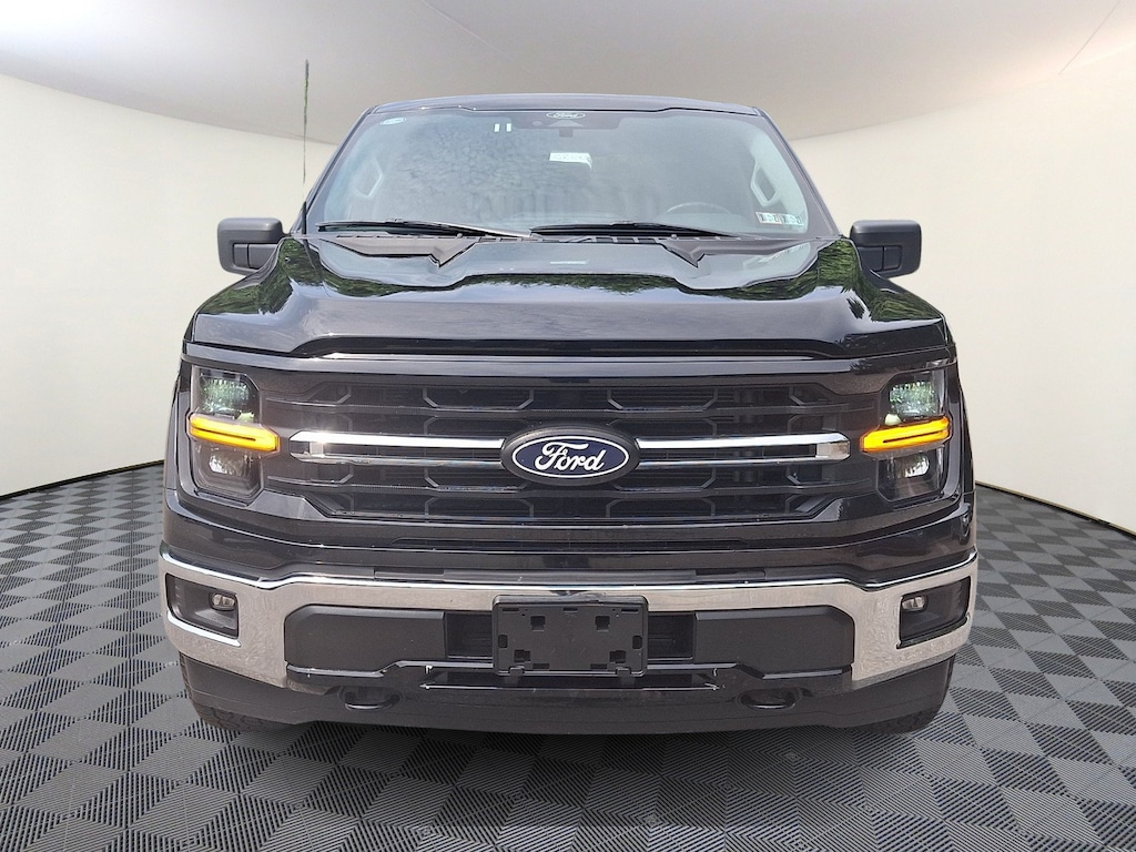 Used 2025 Ford F-150 XLT Truck SuperCrew Cab