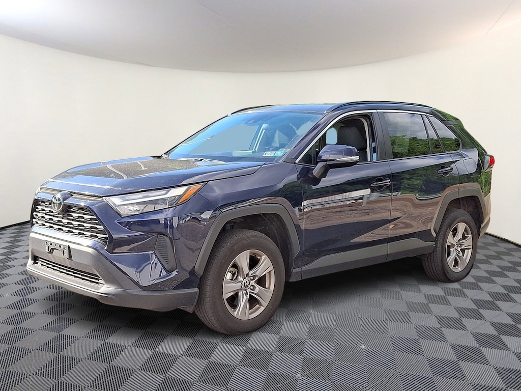 Used 2025 Toyota RAV4 XLE SUV