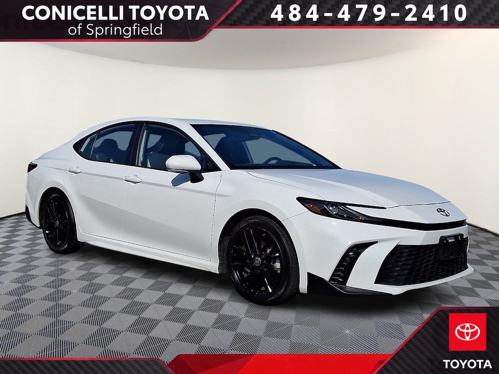 Used 2025 Toyota Camry SE Sedan