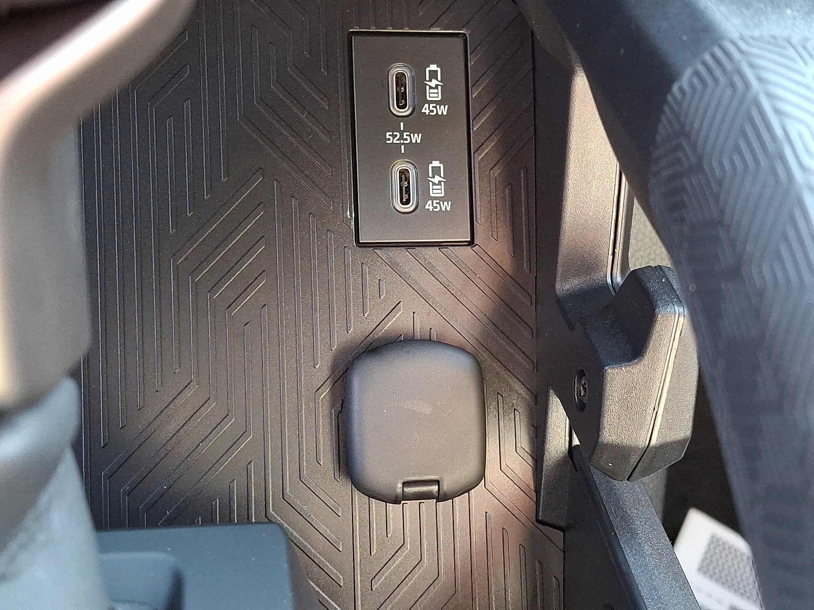 2026 Toyota Tacoma Limited - Photo 16