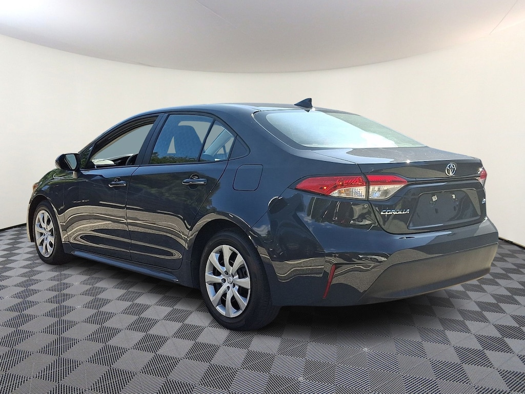 Used 2025 Toyota Corolla LE Sedan