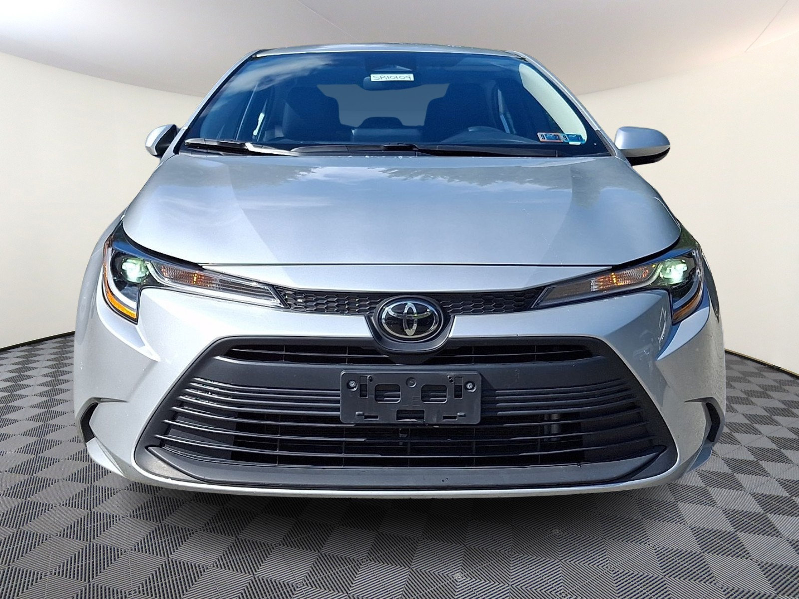 Used 2025 Toyota Corolla LE Sedan
