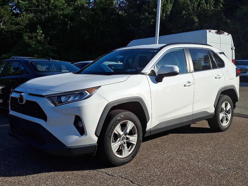 Used 2020 Toyota RAV4 XLE SUV
