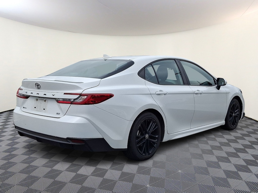 Used 2025 Toyota Camry SE Sedan