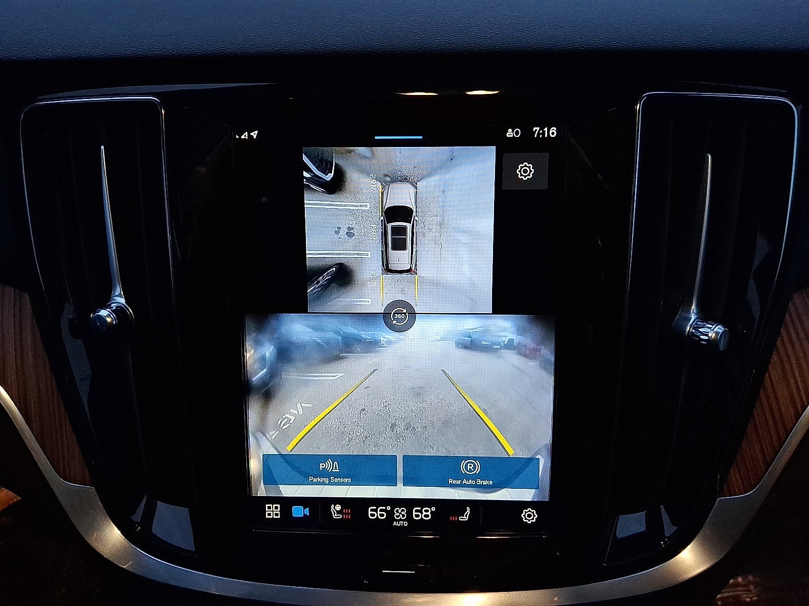 2024 Volvo V60 Cross Country Plus - Photo 19
