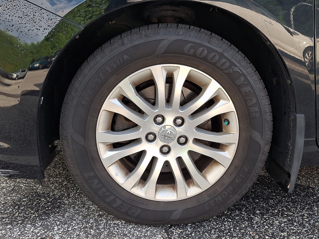 Used 2016 Toyota Sienna XLE 8 Passenger Van