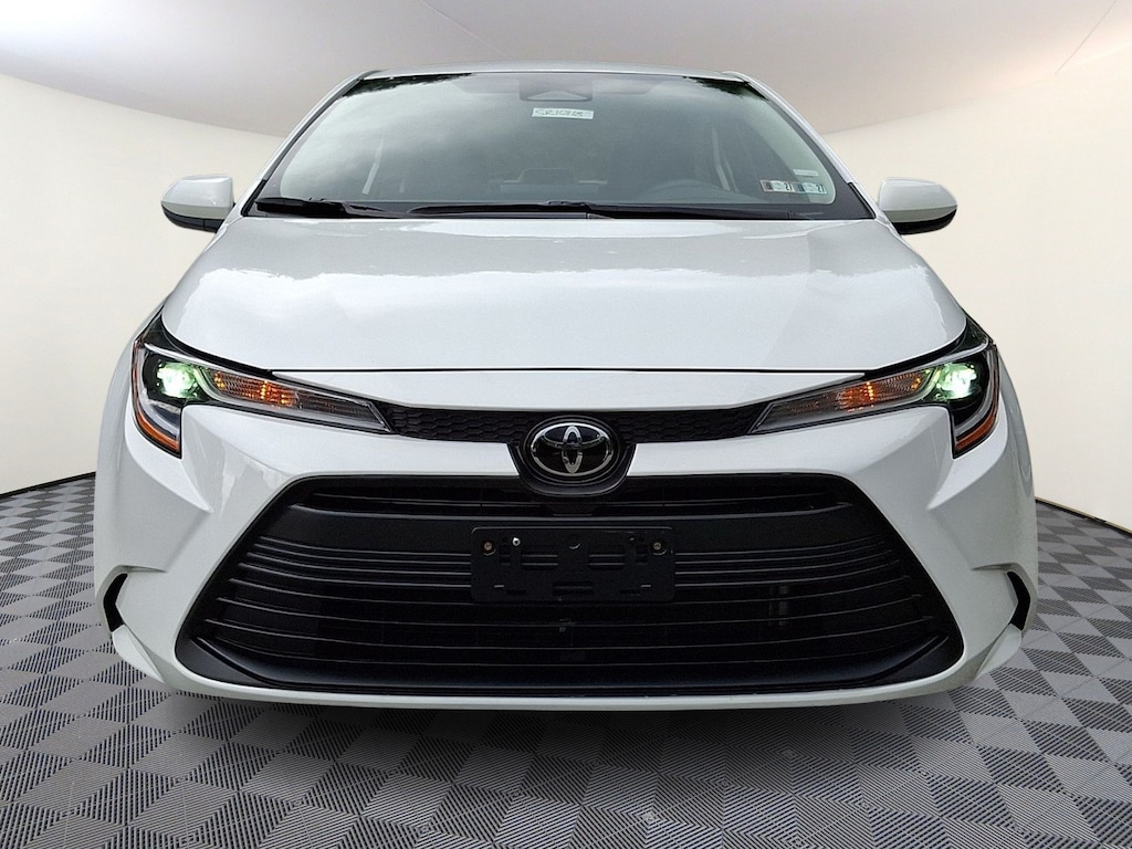 Used 2024 Toyota Corolla LE Sedan