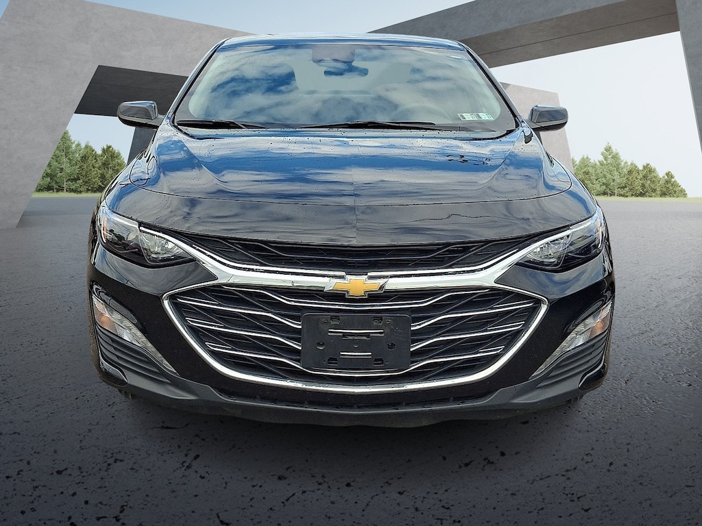 Used 2025 Chevrolet Malibu LT Sedan