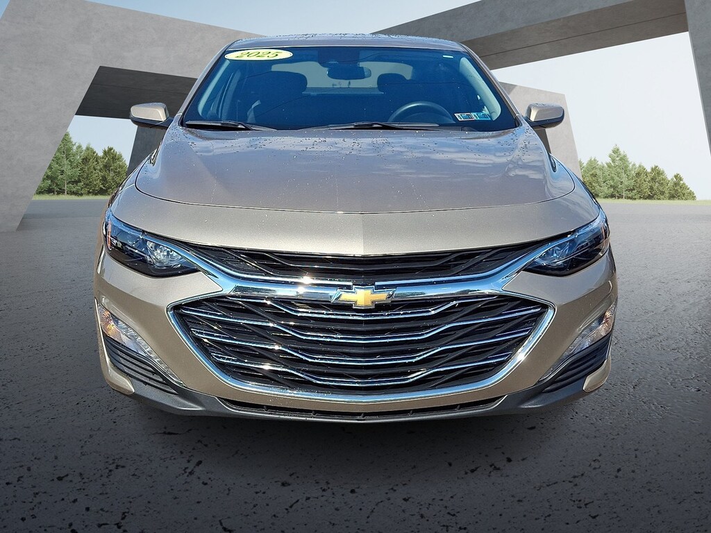 Used 2025 Chevrolet Malibu LT Sedan
