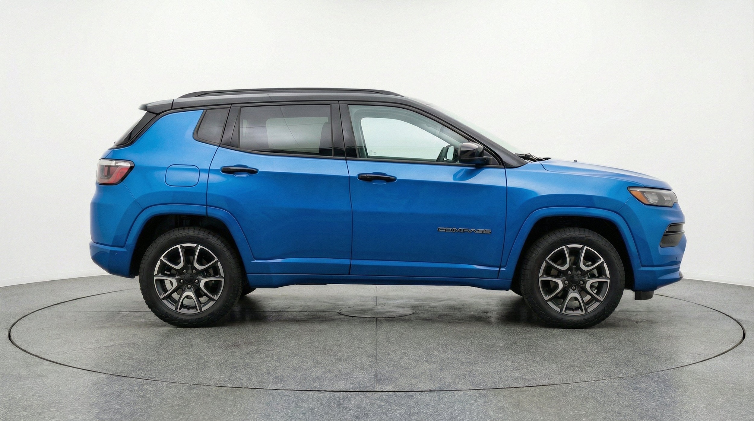 Thumbnail: 2025 Jeep Compass - 10