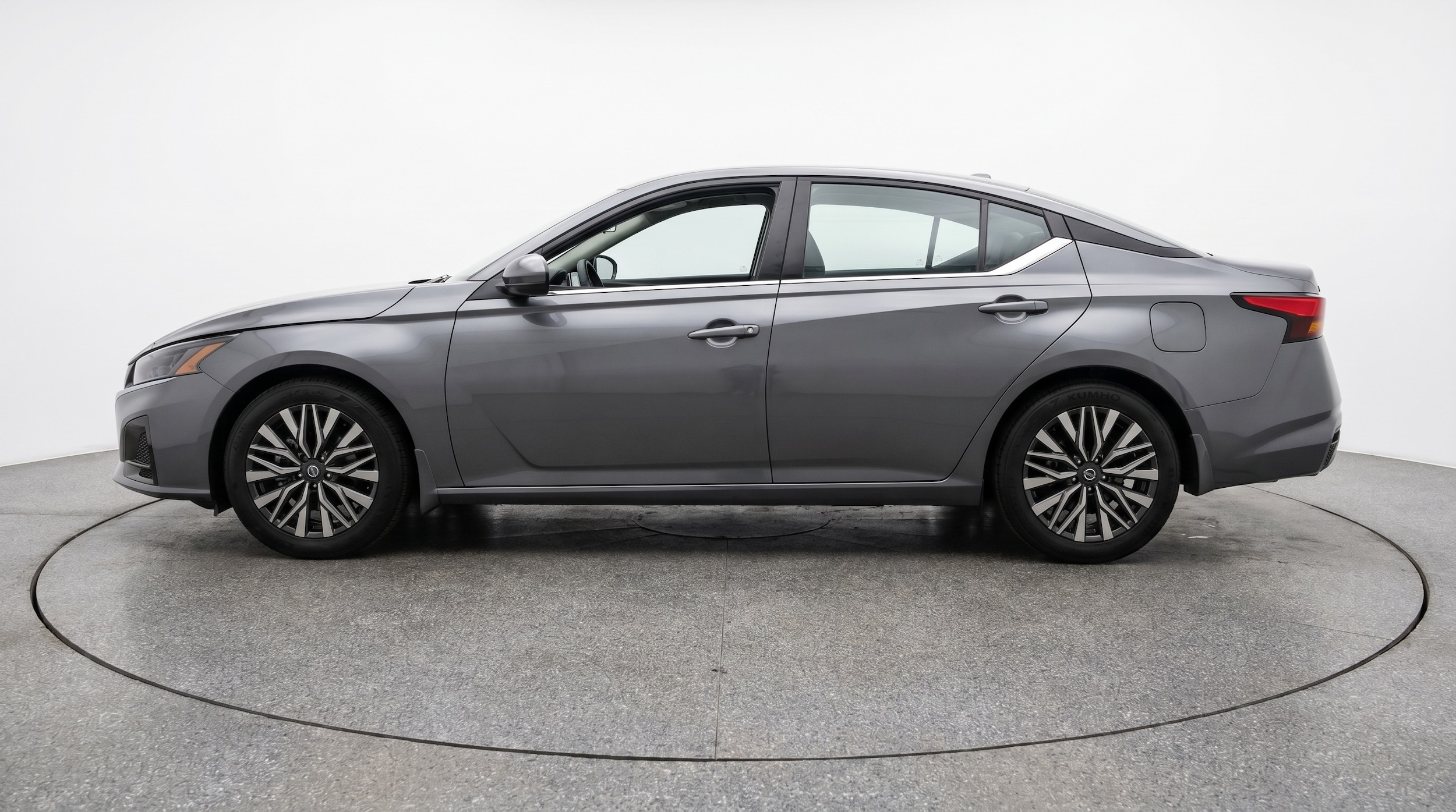 Thumbnail: 2026 Nissan Altima - 4