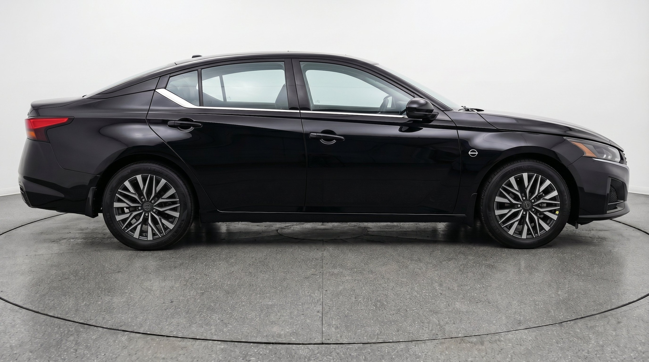 Thumbnail: 2026 Nissan Altima - 10