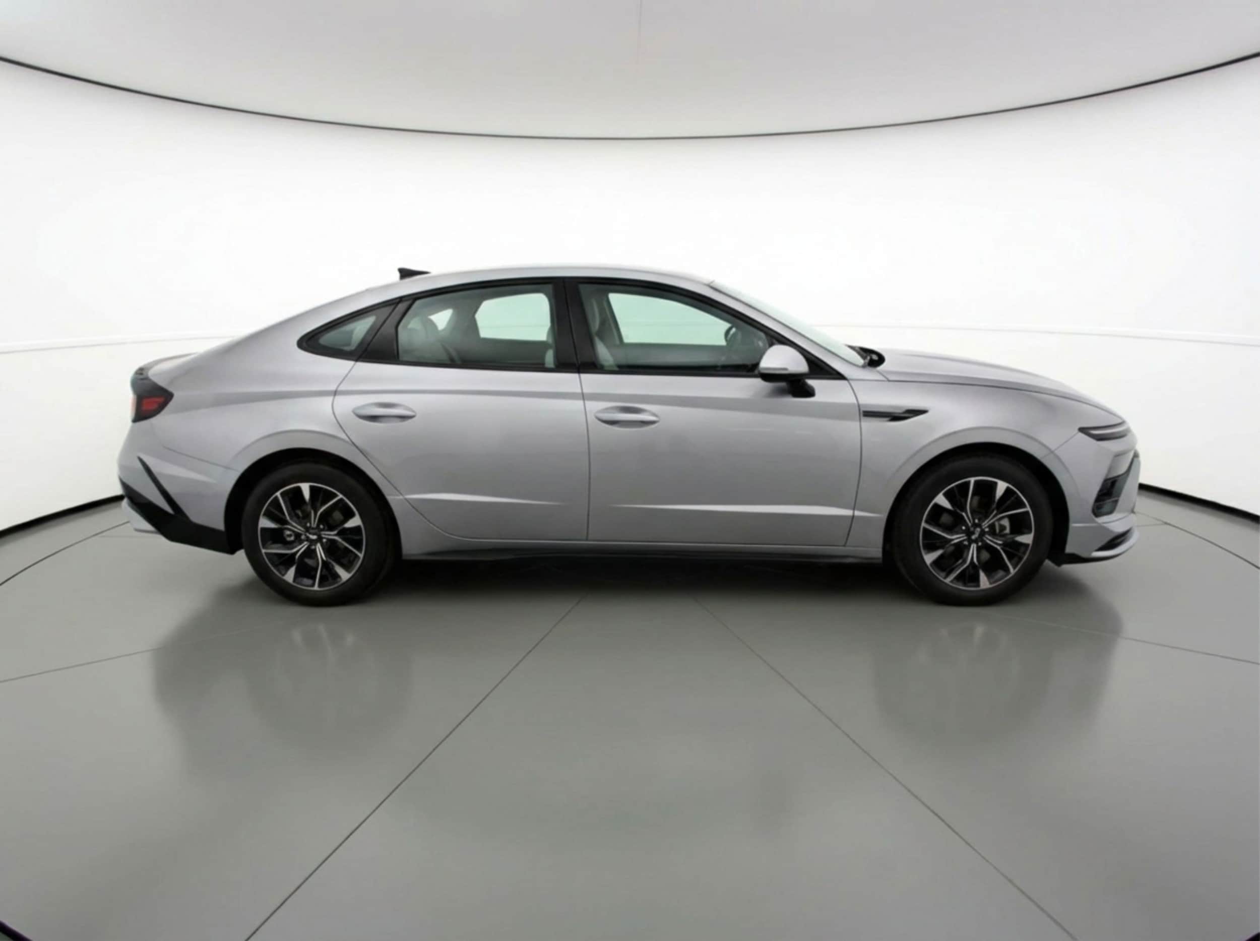 Thumbnail: 2025 Hyundai Sonata - 10