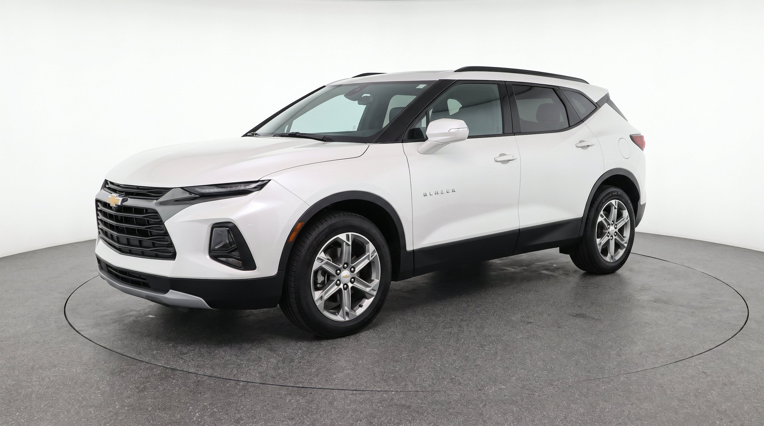 Thumbnail: 2025 Chevrolet Blazer - 3