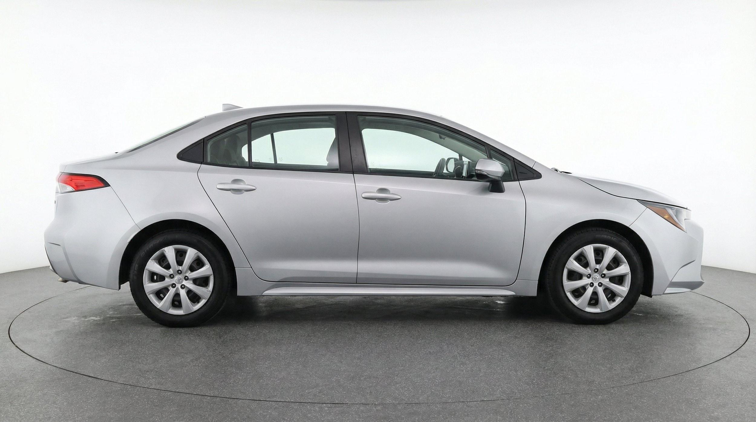Thumbnail: 2025 Toyota Corolla - 10
