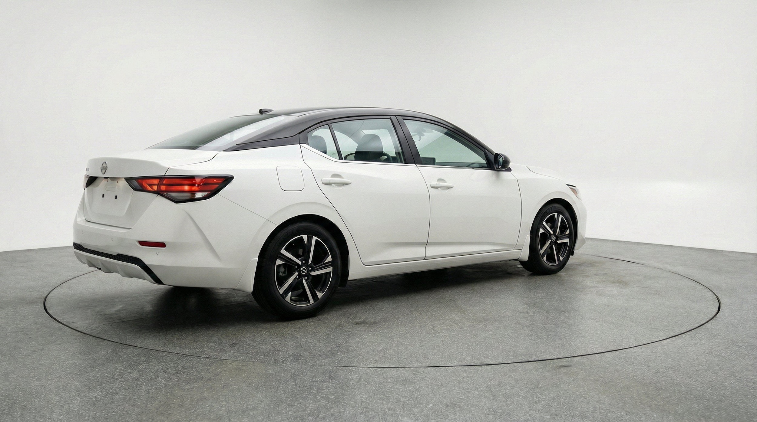 Thumbnail: 2025 Nissan Sentra - 9