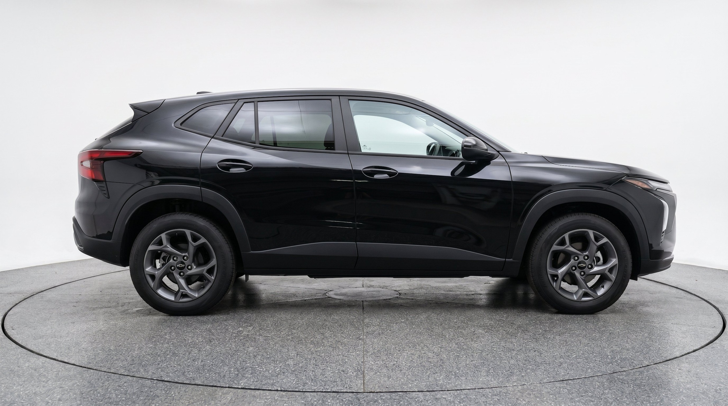 Thumbnail: 2025 Chevrolet Trax - 10