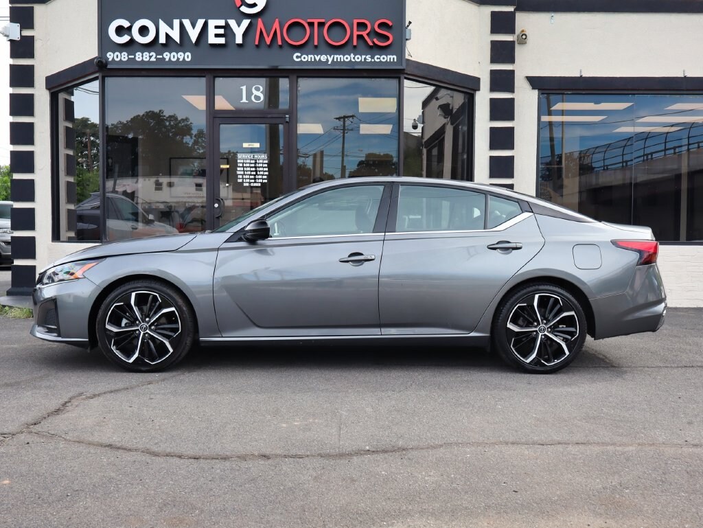 Used 2024 Nissan Altima 2.5 SR Sedan