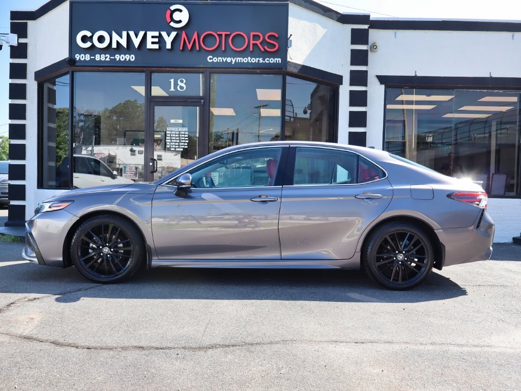 Used 2022 Toyota Camry Hybrid XSE Sedan